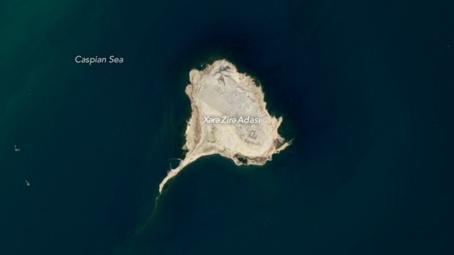 NASA spots muddy islands with tails