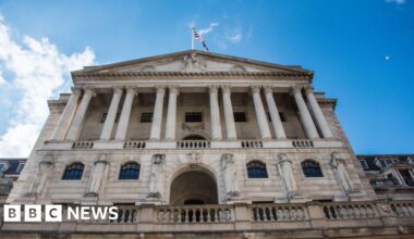 Interest rates expected to be held as uncertainty over Iran war continues - BBC