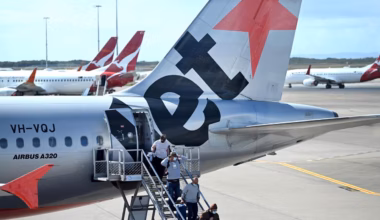 Jetstar cuts NZ flights four times more than Aussie journeys