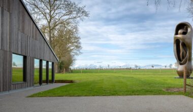 Barn at Henry Moore’s former home redeveloped into exhibition space - The Art Newspaper