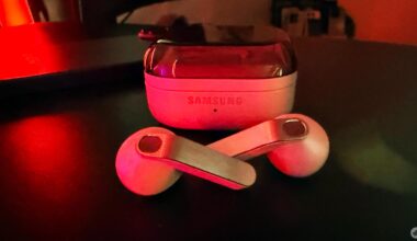 Samsung's Hearapy app is designed to help with motion sickness