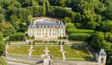 The village where Van Gogh spent his final days celebrates its most distinguished visitor - The Art Newspaper