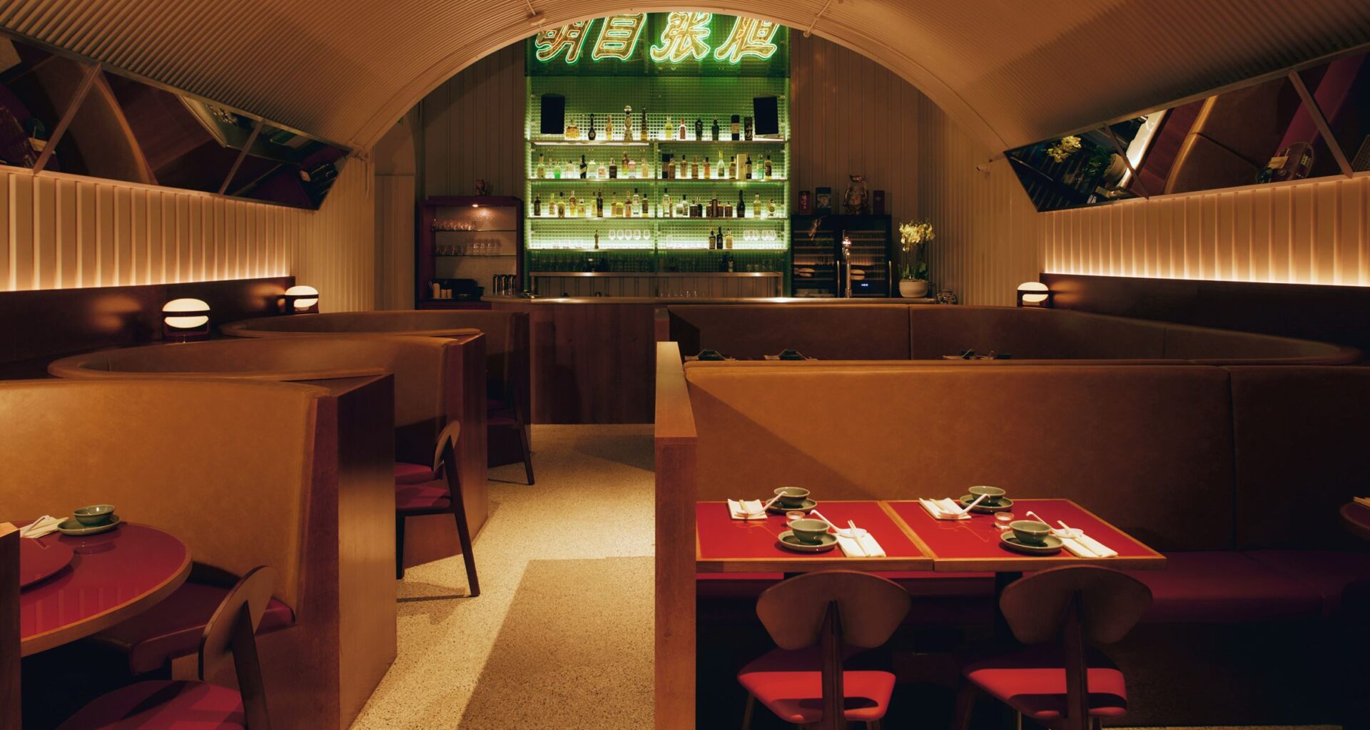 Cafe Kowloon restaurant Daytrip tables