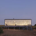 © Pablo Casals Aguirre House SI / Iragüen Viñuela Arquitectos - Image 3 of 21
