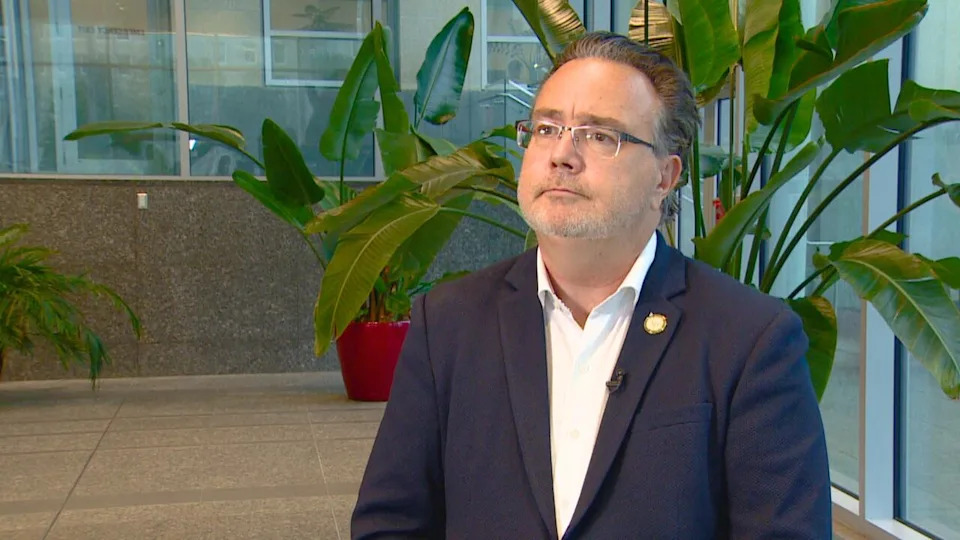 Service Alberta and Red Tape Reduction Minister Dale Nally said Alberta is closely looking to Ontario in an effort to mirror its regulatory framework around online gambling.