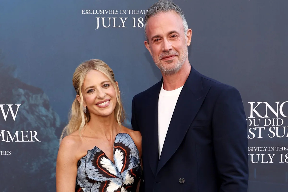 Sarah Michelle Gellar Says Freddie Prinze Jr. 'Hates When' She Calls Him 'a Luddite': 'If He Comes Near My Stuff, It Breaks’
