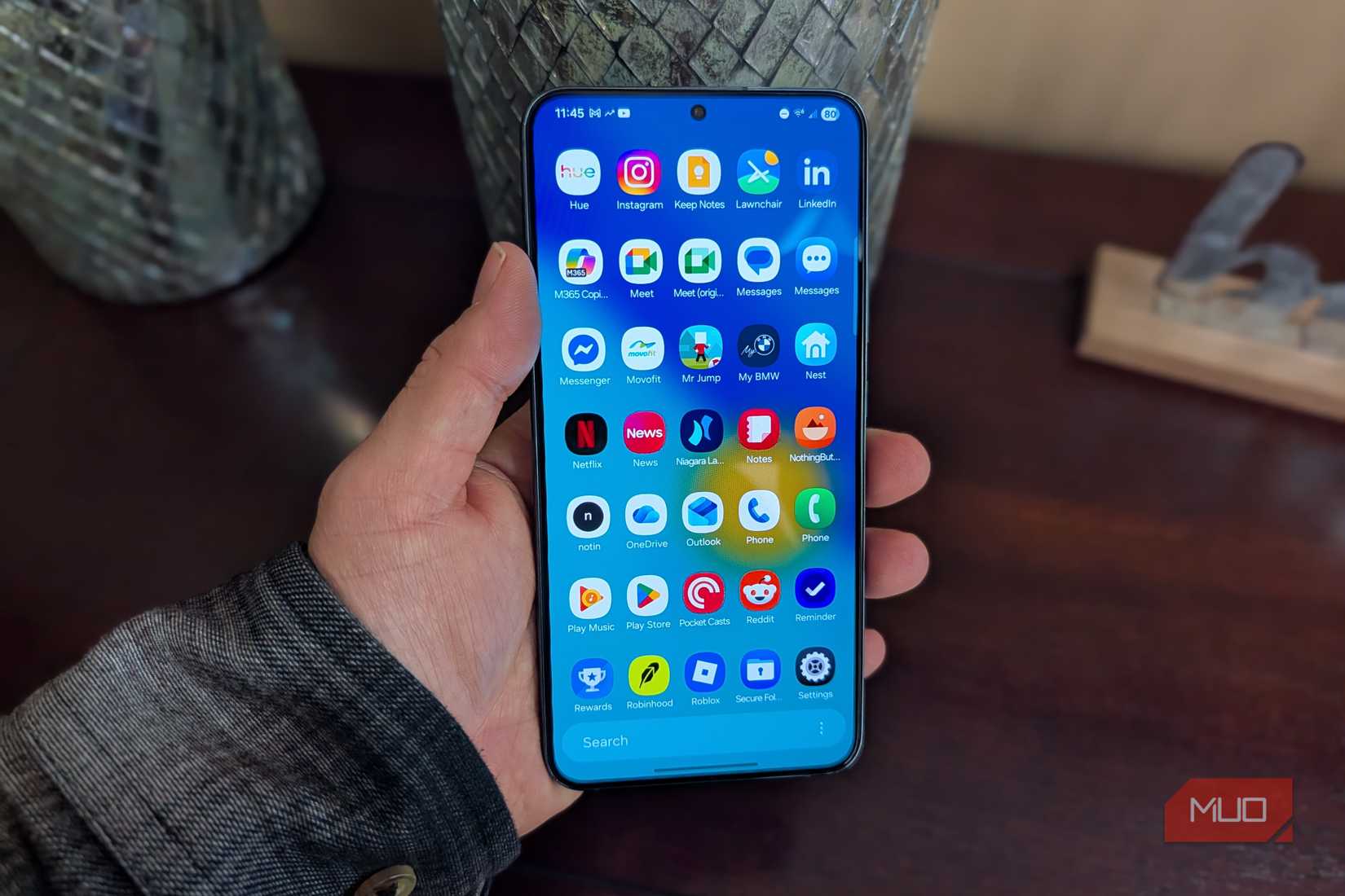 app tray on samsung galaxy s22 plus