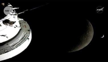 Artemis crew emerge from behind the Moon, see Earth ‘rising’