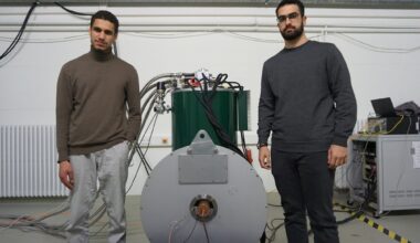 Undergraduate students built a cavity detector to search for axion dark matter