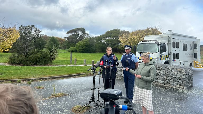 Detective Senior Sergeant Jo Carolan speaks to media about missing woman Rowena Walker 