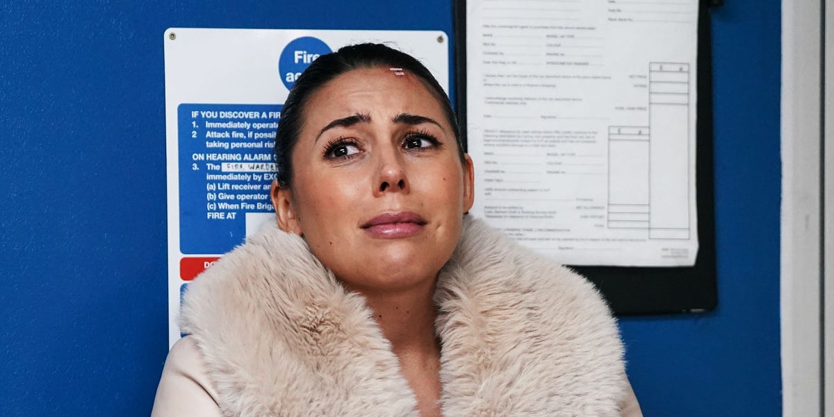 EastEnders airs horror car crash with 7 characters at risk in early iPlayer release