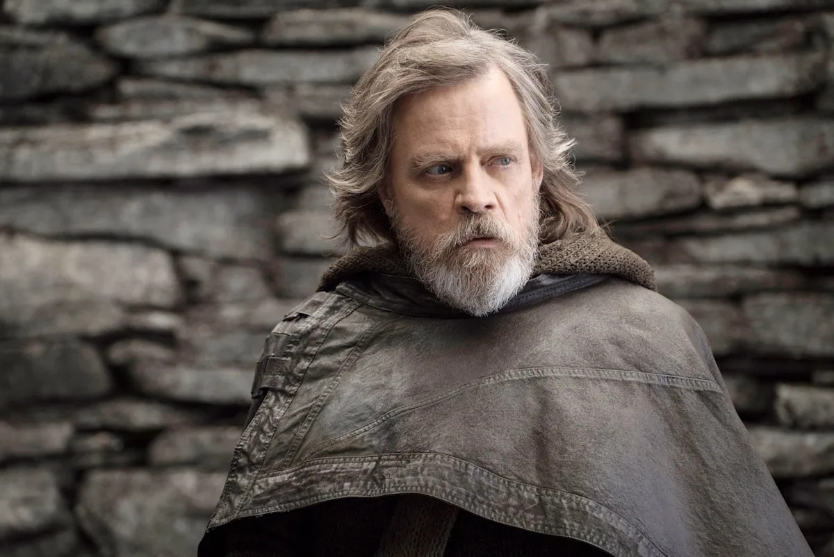 Mark Hamill Supports New ‘Star Wars’ Boss After Kathleen Kennedy’s Exit and ‘Last Jedi’ Issues: ‘I Can’t Think of Better Hands’ Than Dave Filoni
