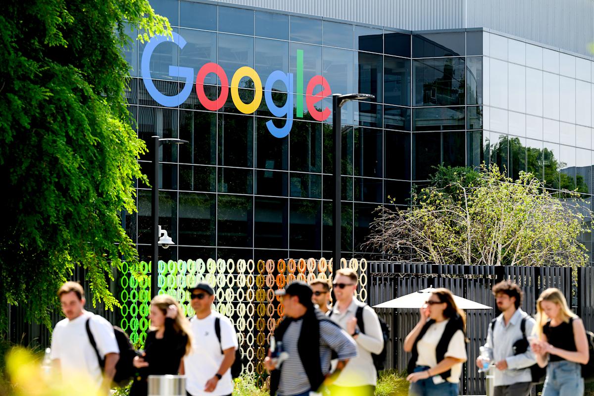 Google plans to invest even more money into Anthropic