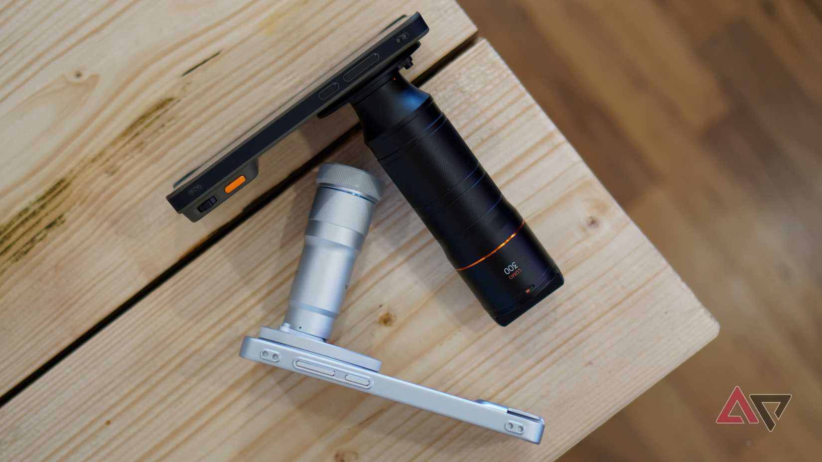 The Oppo Find X9 Ultra and Vivo X300 Ultra and teleconverter lenses