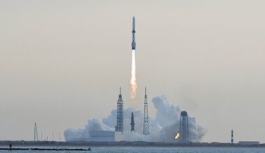 Blue Origin’s New Glenn rocket grounded after delivering satellite to wrong orbit