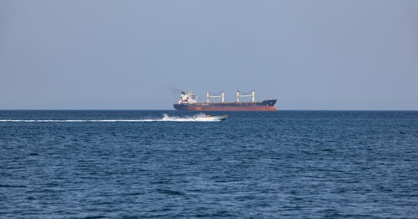 Oil prices rise after US says it will blockade Iranian ports