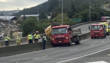 'Significant delays' after digger comes off truck on Dunedin motorway