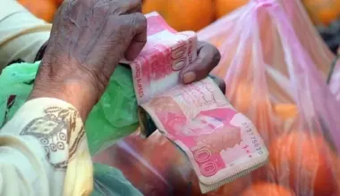 pakistan s finance ministry had projected inflation would remain within a 5 to 6 range in january photo file