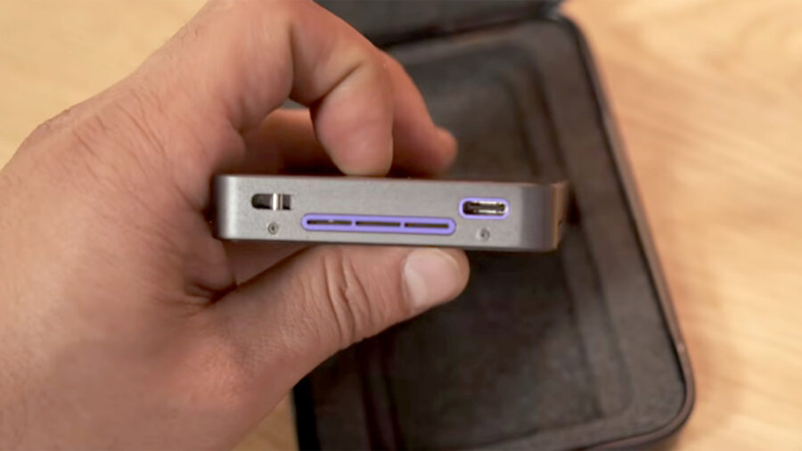 iodyne Pro Mini universal USB and Thunderbolt connectivity