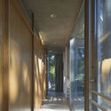 © Javier Agustín Rojas Eucalyptus House / Julia Yako + Laura Marino - Image 5 of 24