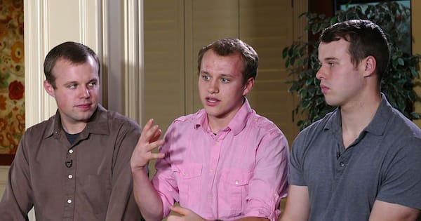 Reality TV star Joseph Duggar held on $600k bond in child molestation case