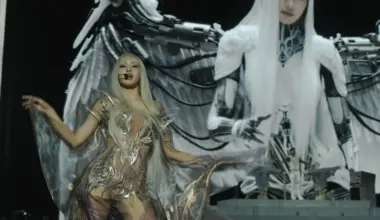 Lisa Makes Surprise Appearance at Coachella 2026 with "Bad Angel" Performance