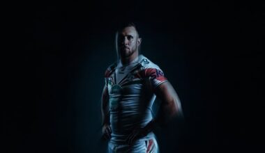 NRL Team List: Kurt Capewell, Mitchell Barnett, Charnze Nicoll-Klokstad back