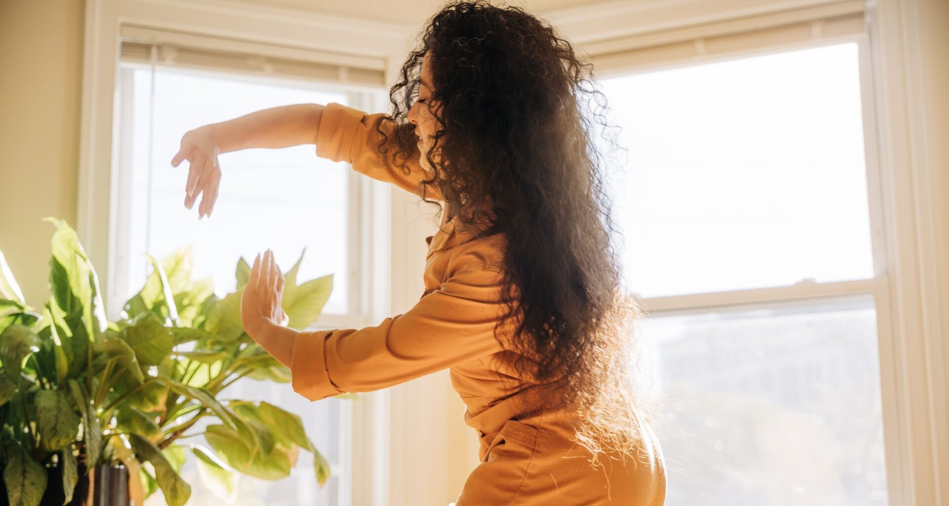 I did qigong every day for a week and it’s been the best way to start my day