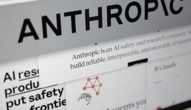 White House chief of staff meets with Anthropic CEO over new AI tech