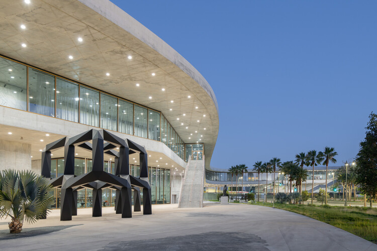 Peter Zumthor’s LACMA David Geffen Galleries Open in Los Angeles - Image 1 of 45