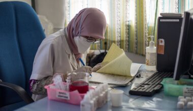 WHO updates guidelines on opioid dependence treatment and overdose prevention