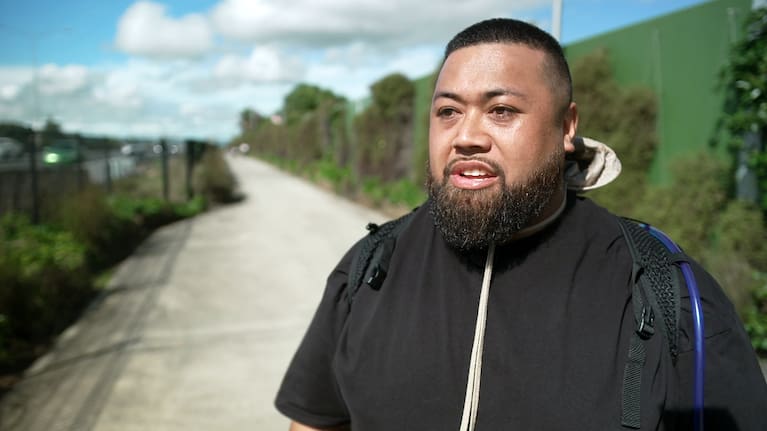 Phill Tutunoa