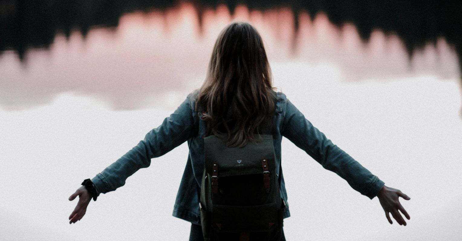 3 Signs That You're Better Off Single