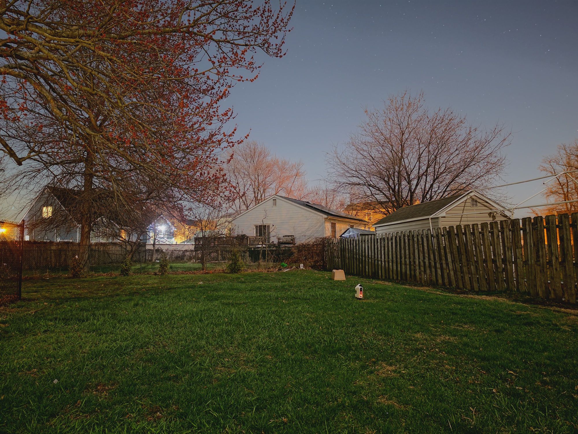 Samsung Galaxy S26 Ultra Expert RAW sample.