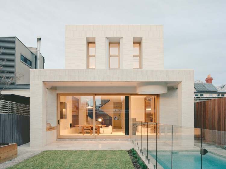 Ramsden House / James Harbard Architects - Exterior Photography, Door, Concrete