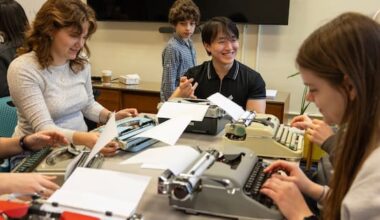 College instructor turns to typewriters to combat AI use