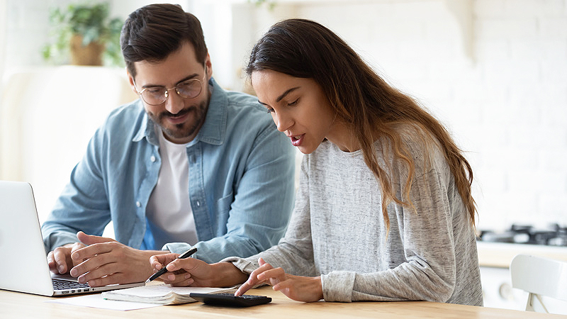 When couples get money right