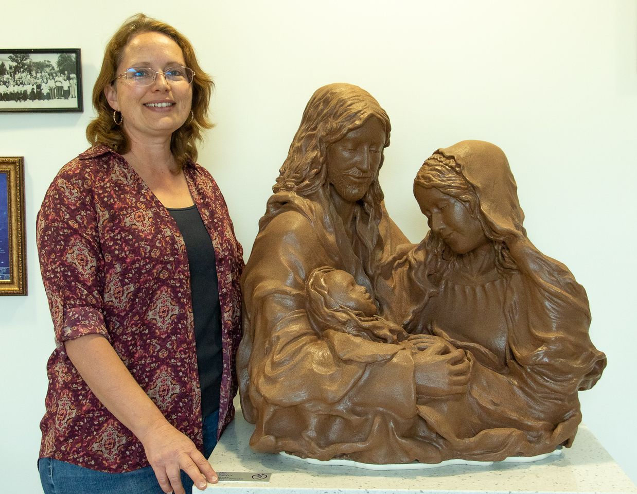 Local Artist Creates Largest Career Sculpture – KCSR / KBPY