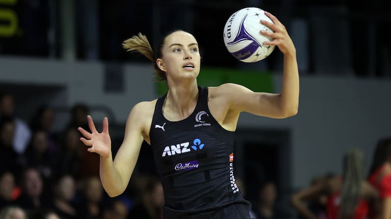 Silver Fern Kelly Jackson is now playing in the Australian league.