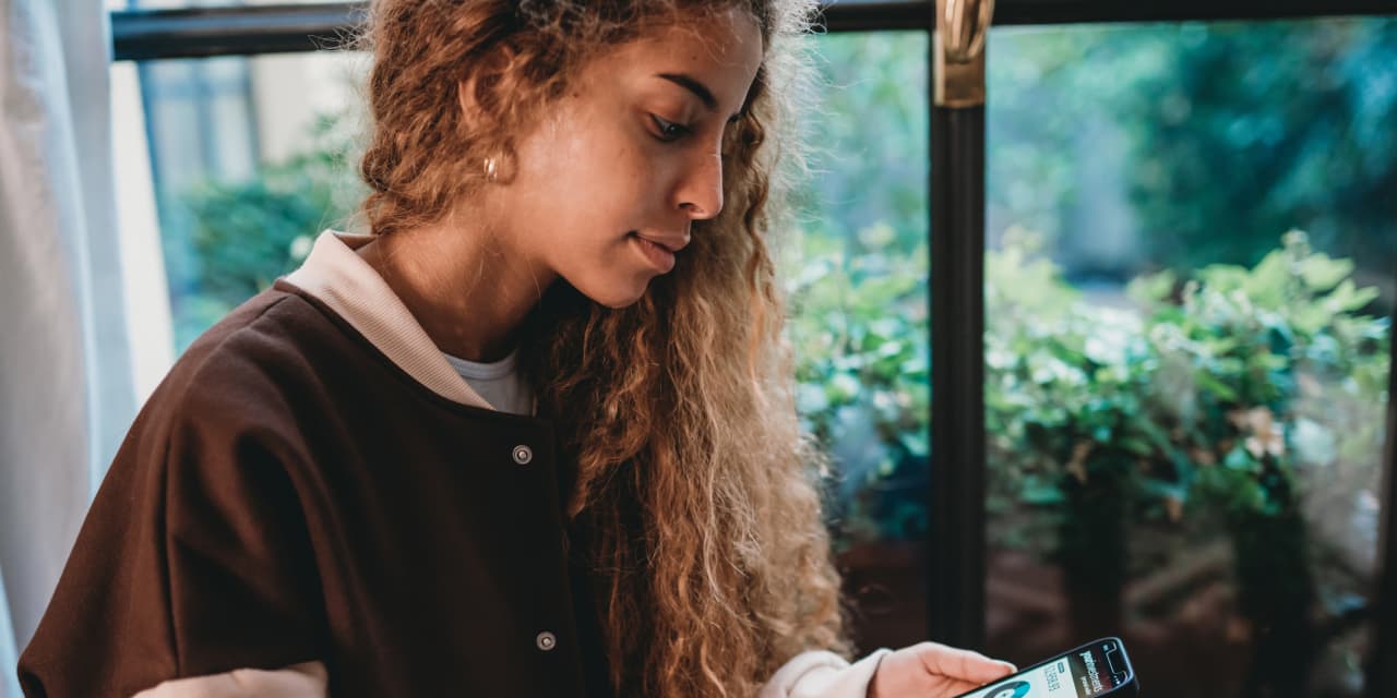 Gen Z supersavers help propel IRA contributions to record highs