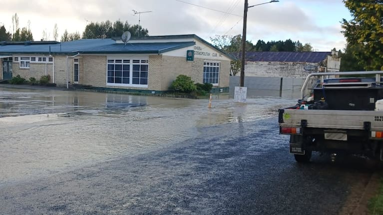 Surface flooding outside the Ōhura Cosmopolitan Club. Photo: Supplied / Mike Crowley