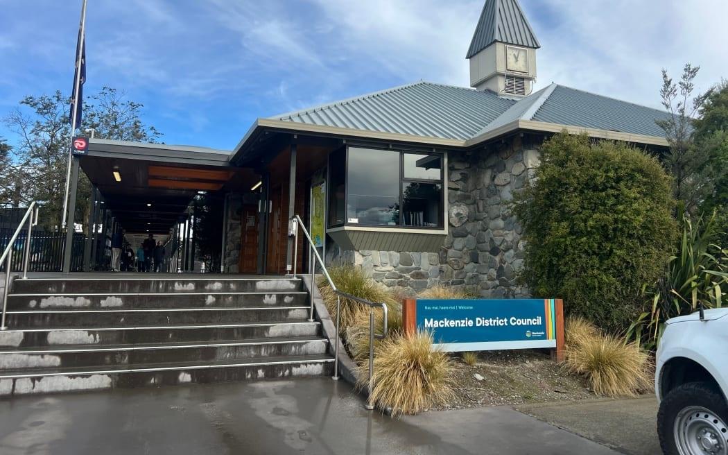 User charges to be reinstated at Tekapo public toilets