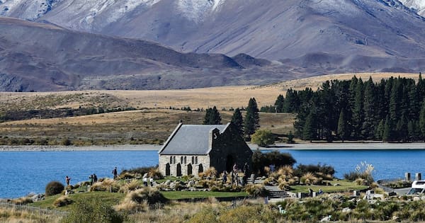 How to protect Tekapo's famous church from badly behaving tourists?