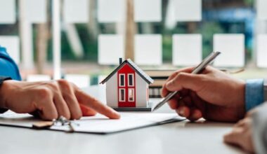 AI tells tenant she should ask for $40k