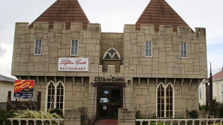 The Liffiton Castle Restaurant in its prime.