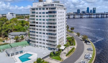 There’s a Hidden Bedroom in This Rebuilt Florida Apartment Seeking $475K