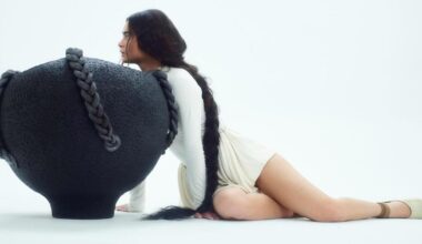 interlaced wood, metal, and fiber explore braiding as construction method in trenzar