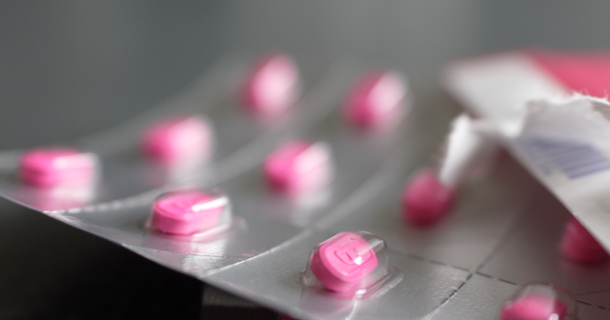 Authorities warn parents about dangerous social media Benadryl challenge