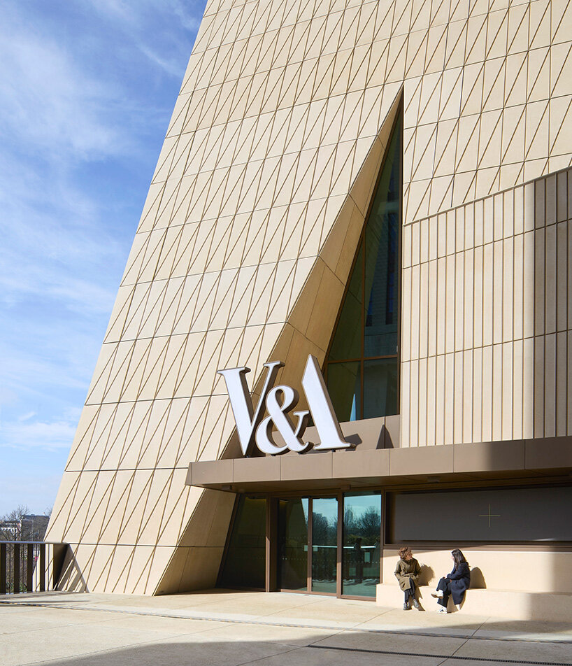 V&A east museum by o’donnell + tuomey opens in london as a folded concrete landmark - 4