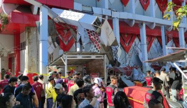 Earthquake off Indonesia topples buildings, kills 1 person and sets off small tsunami